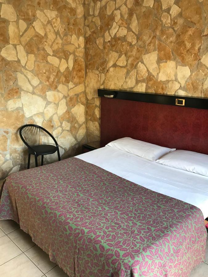 American Motel Чистерна-ди-Латина Экстерьер фото